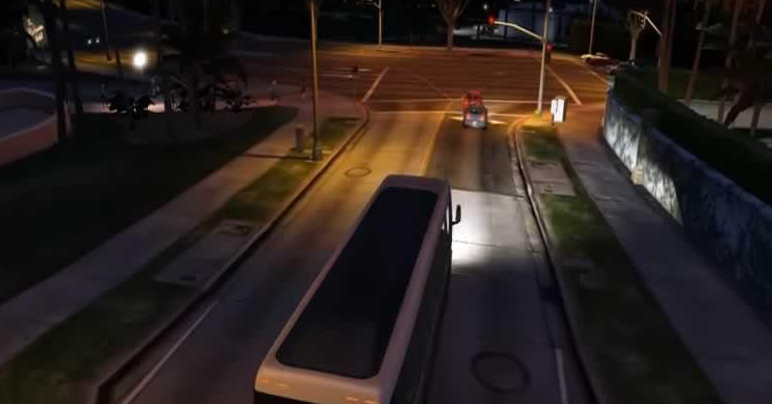 夜晚巴士模擬2018下載